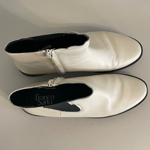 FRANCO SARTO Cream Coloured Chelsea Boots  Size 11 /Zip-up/Ankle Boots - Picture 7 of 13